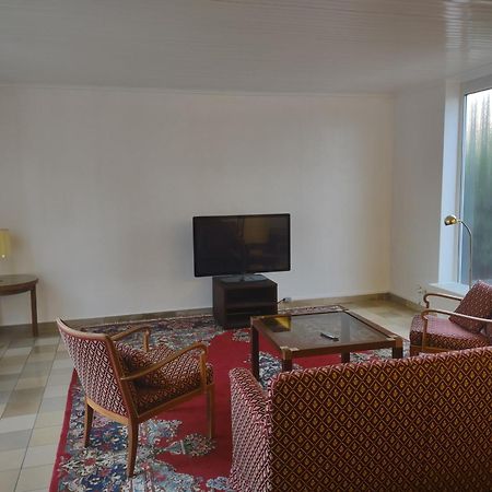 Ruhiges Haus Mit Privatem Garten Halstenbek Exteriör bild