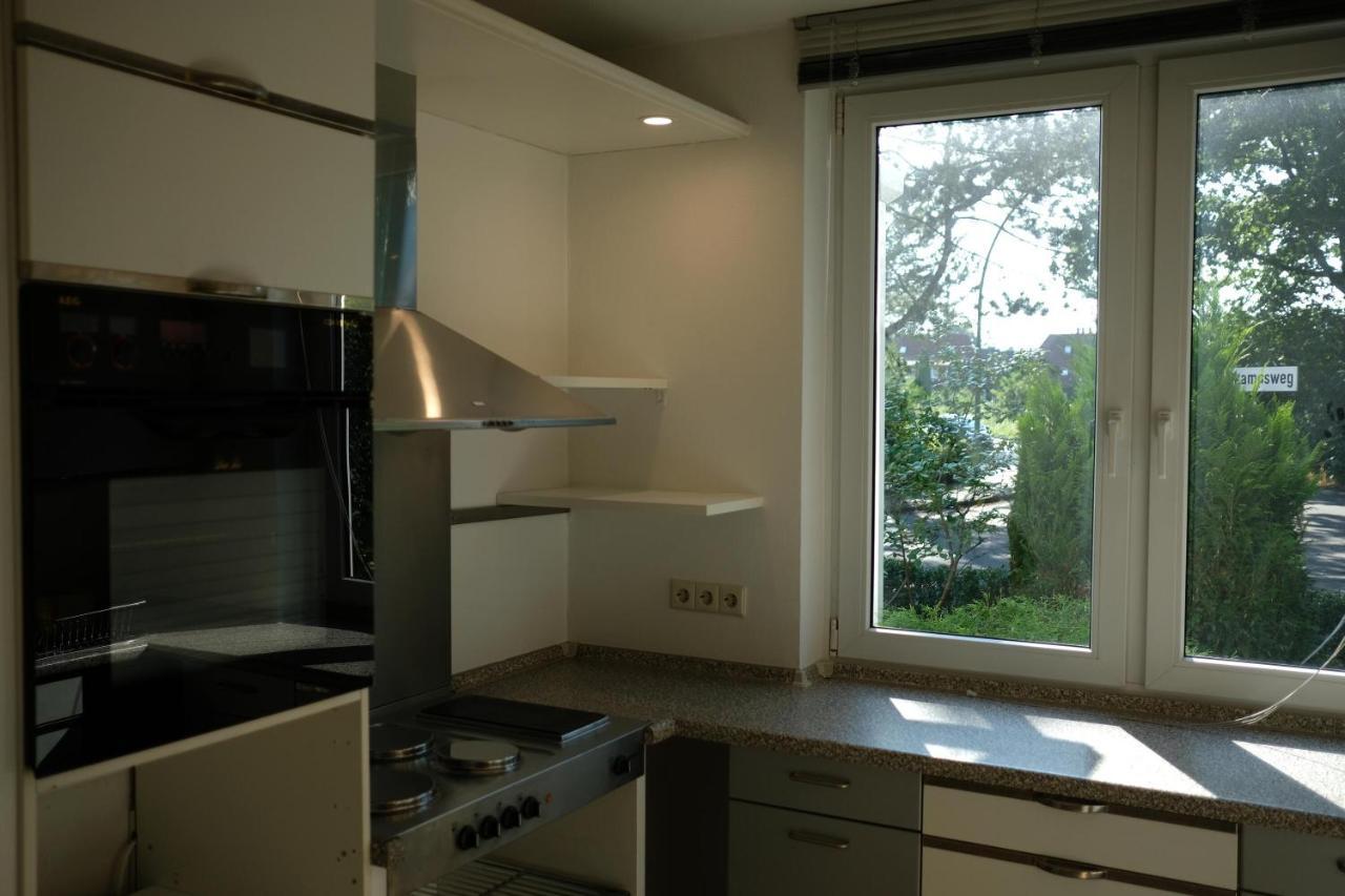 Ruhiges Haus Mit Privatem Garten Halstenbek Exteriör bild
